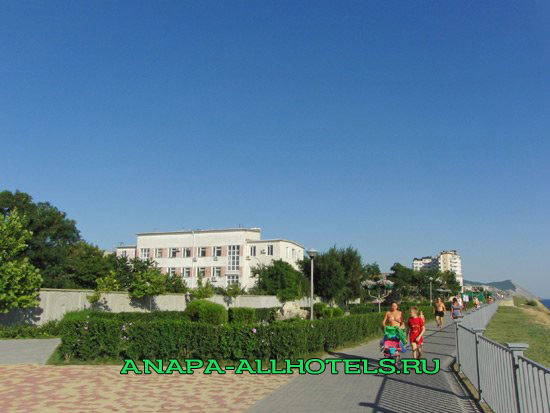 Анапа сквер им. В.Н.Аванесова