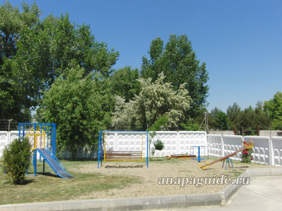 Джемете гостиничный комплекс Ява, дата фото: 9.06.2011 г. Джемете гостиничный комплекс Ява, дата фото: 9.06.2011 г.